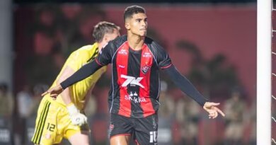 Vitória bate o Internacional no Barradão e entra na parte de cima da tabela