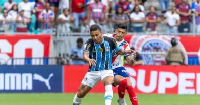 Sob vaias e protestos, Bahia empata com o Grêmio na Arena Fonte Nova