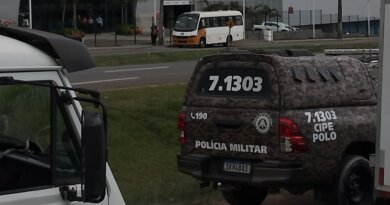 Perseguição policial provoca congestionamento na BA-099