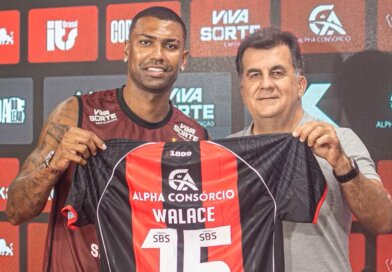 Vitória apresenta Walace, que promete deixar distrações de lado para voltar a brilhar