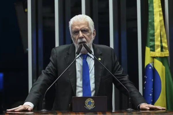 PF apreende US$ 49 mil em operação que investiga suposta relação entre Jaques Wagner e Banco Master