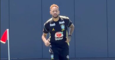 Neymar volta ao gramado e treina com a Seleção Brasileira pela primeira vez nos Estados Unidos 2