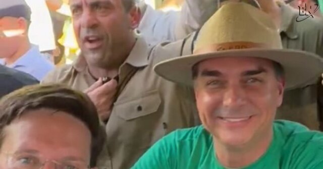 Flávio Bolsonaro é recebido por apoiadores na Bahia Farm Show e reforça agenda no agronegócio