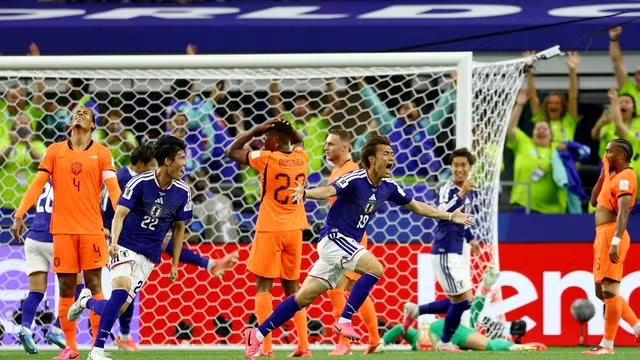 Japão busca empate no fim e arranca ponto da Holanda em jogaço pela Copa do Mundo