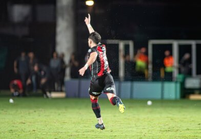 Vitória vence Fortaleza de virada no Barradão e conquista o pentacampeonato da Copa do Nordeste