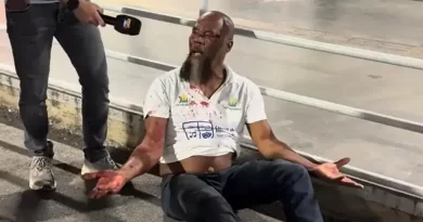 Professor é acusado de assediar aluno dentro de banheiro de supermercado em Salvador 4