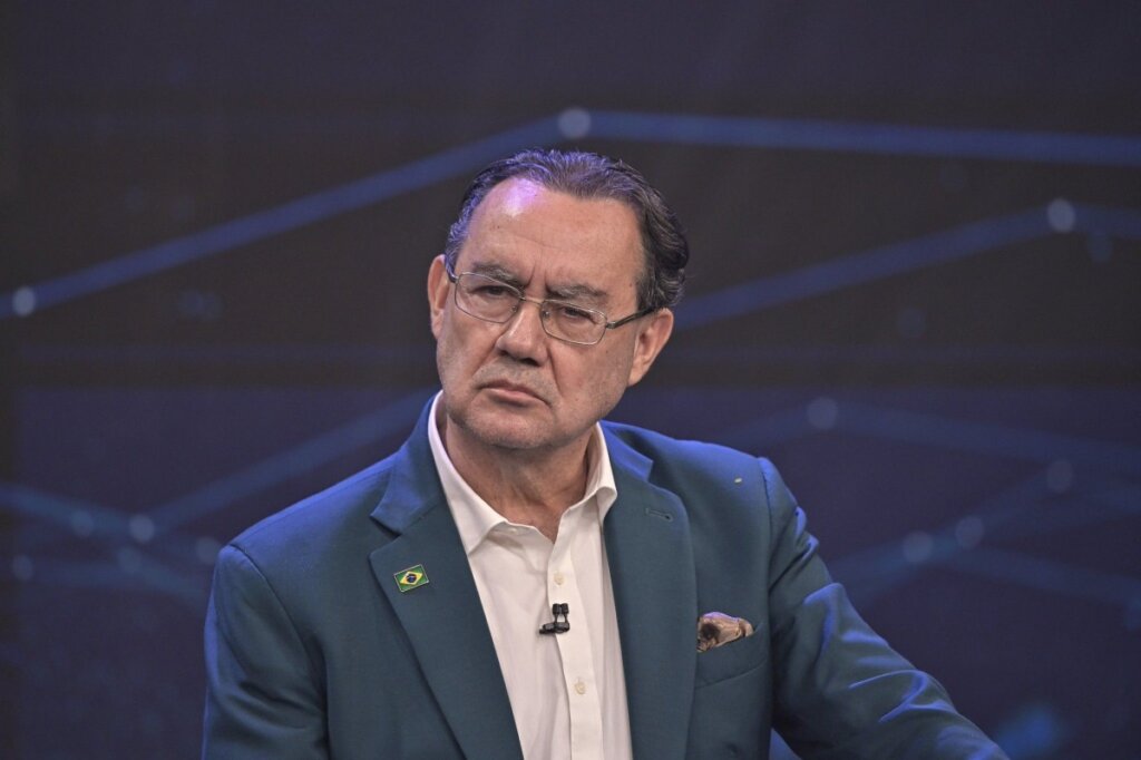 Augusto Cury cresce nas pesquisas e já ocupa terceira posição na disputa ao Planalto 1