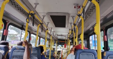 Moradora de Vila de Abrantes reclama do descumprimento de horários dos ônibus para Camaçari 3