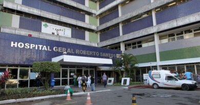 Cirurgiões do Hospital Roberto Santos suspendem desligamentos, mas cobram cumprimento de promessas da Sesab 2