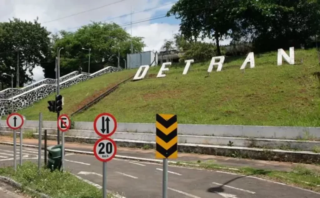 Exame toxicológico passa a ser obrigatório para primeira CNH nas categorias A e B na Bahia