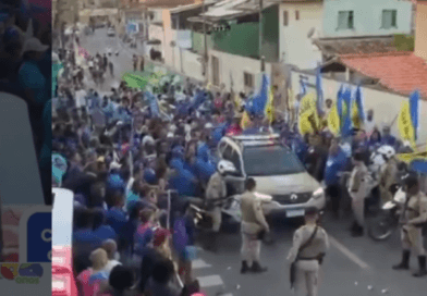 Tensão marca desfile cívico em Abrantes com presença de grupos políticos rivais