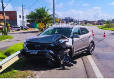 Cavalo na pista provoca acidente com dois veículos na BA-099, em Barra de Pojuca