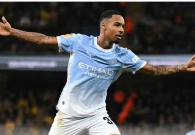 Ex-Palmeiras, Allan estreia com gol e assistência pelo Manchester City