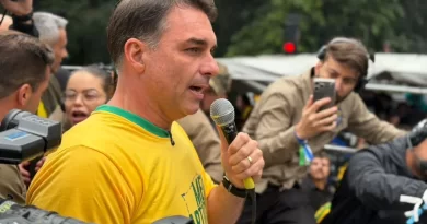 AtlasIntel: Flávio Bolsonaro chega a 52,8% dos votos válidos e abre vantagem sobre Lula no segundo turno 2