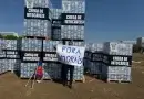 Manifestantes protestam contra Alexandre de Moraes antes de sessão do STF