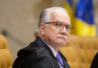 Vai acabar em pizza? Fachin tira caso Moraes/Vorcaro das mãos de Mendonça e centraliza decisões na Presidência do STF