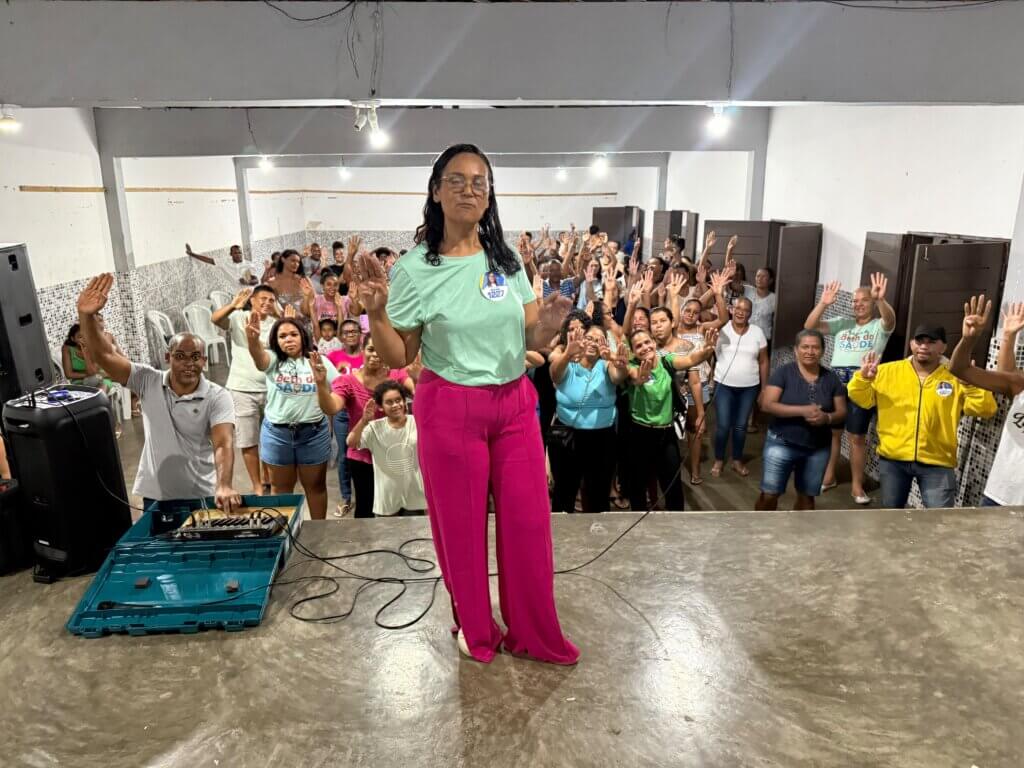 Com menos recursos de campanha, Beth da Saúde supera velhas figuras e se torna a segunda mulher mais votada da política de Camaçari 1