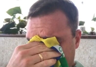 Flávio Bolsonaro fala pela primeira vez nas redes sociais após ida para os EUA